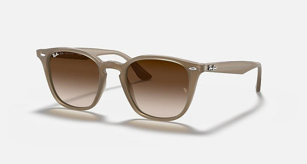 【年に一度だけの特別セール！】★今すぐ注文で、2点セットがなんと10,890円！Ray-Ban レイバン サングラス 【ウェリントン型】 Ray-Ban RB4258F  アジアンフィット メンズ レディース RAYBAN ドライブ 運転 アウトドア レジャー ブランドサングラス UVカット 紫外線 オシャレ 海 山 川 春 夏 秋 冬 プレゼント